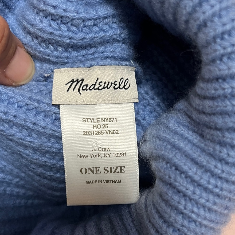 Madewell Cashmere and Wool Blue Knit Beanie - Picture 2 of 4